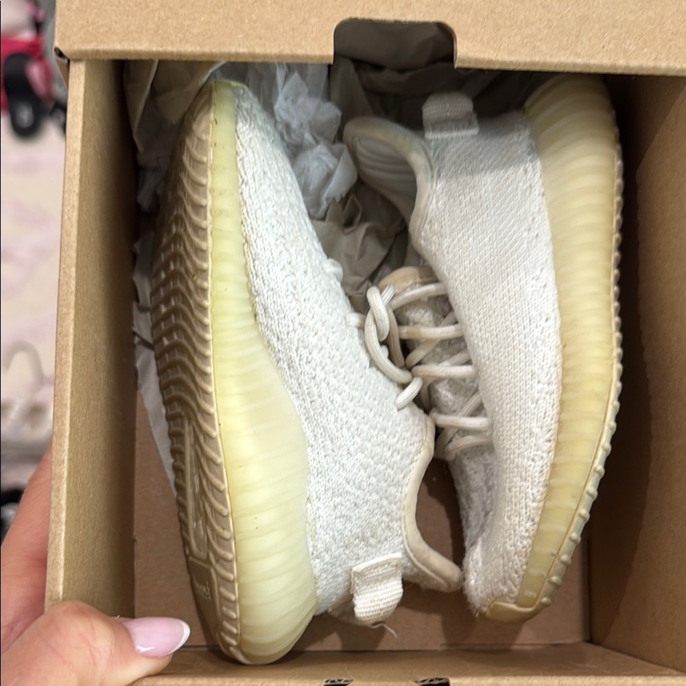 Yeezy boost 350 white size 6 infant